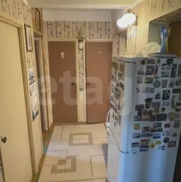 Продажа 1-комн квартиры на вторичном рынке улица Коммуны,  д. 32 к2