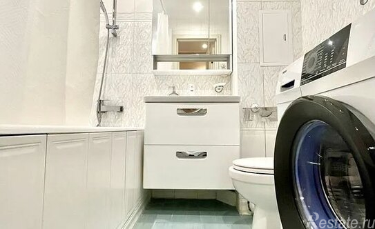 Аренда 1-комн квартиры на вторичном рынке ул Тихвинская,  д. 16