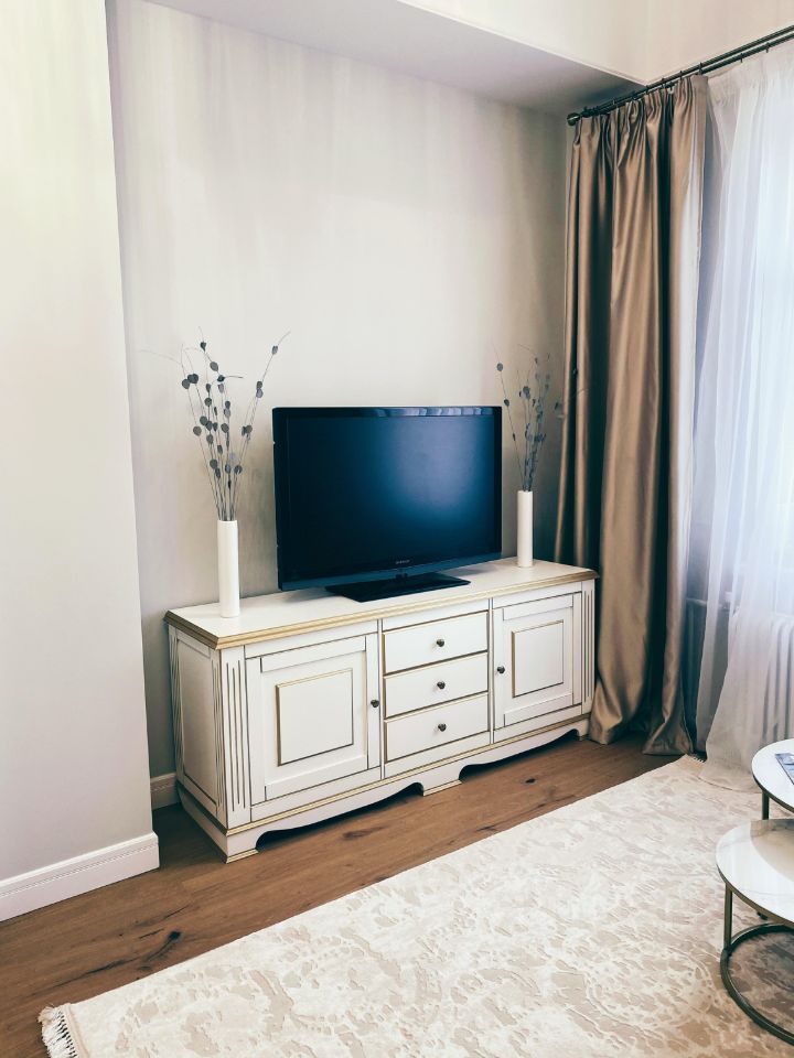 Аренда 2-комн квартиры на вторичном рынке улица Большая Молчановка, 23С2