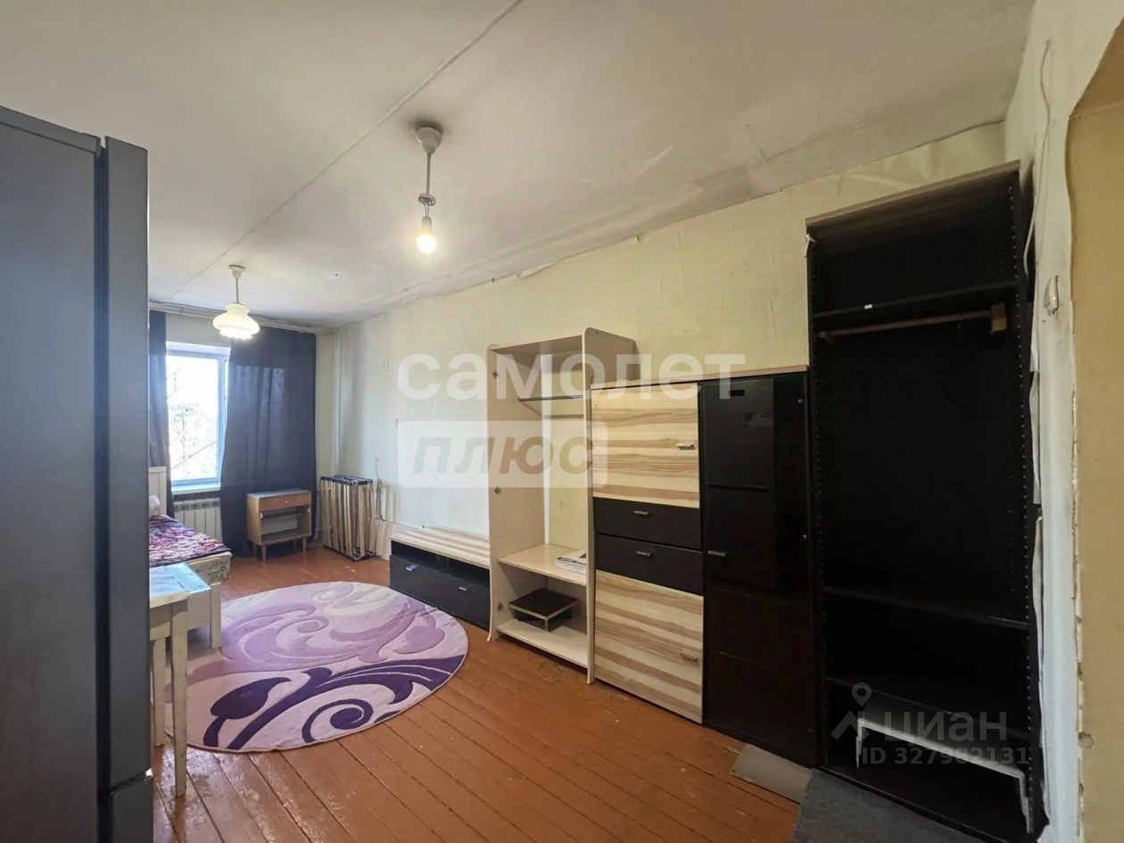Продажа комнаты Львовский мкр, улица Красная, 18