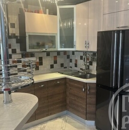 Продажа 3-комн квартиры на вторичном рынке Сестрорецк г, Александра Паншина ул,  д. 21