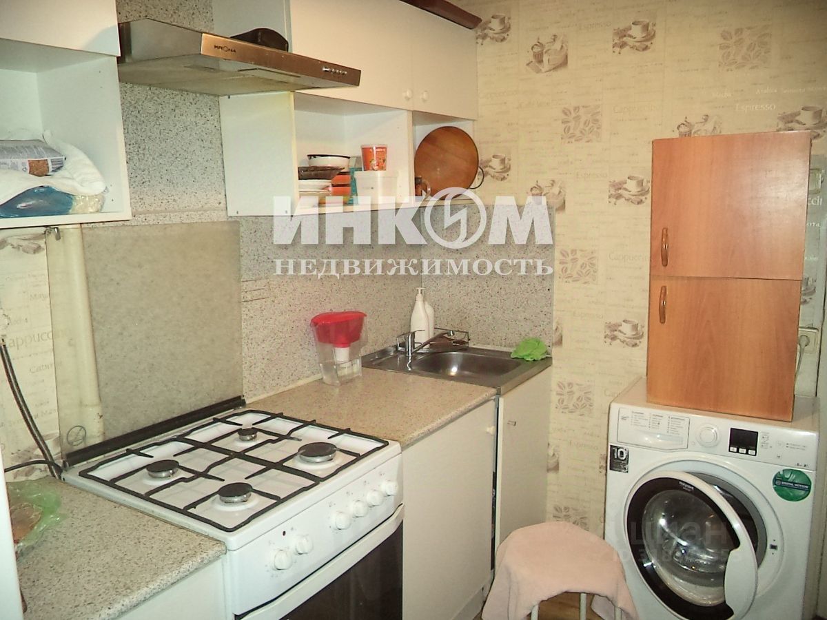 Продажа 2-комн квартиры на вторичном рынке улица Шверника, 5К2