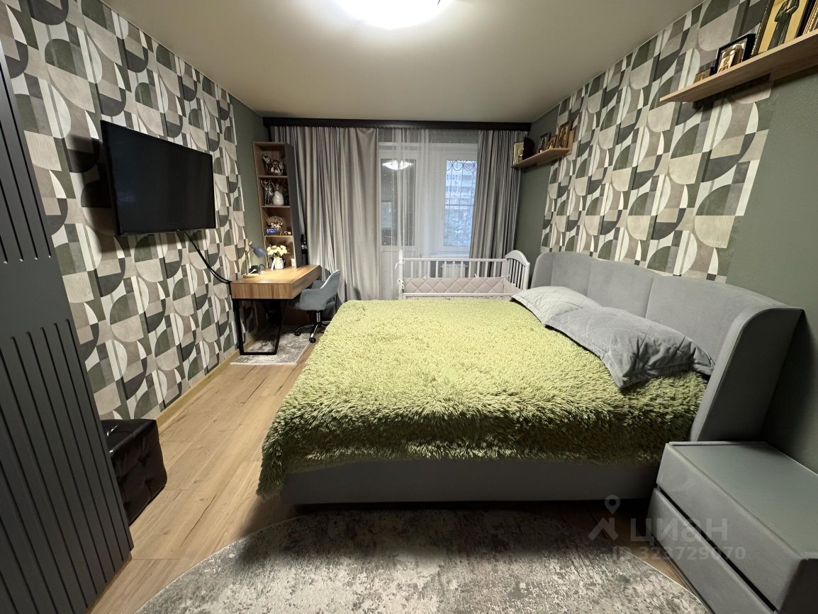 Продажа 2-комн квартиры на вторичном рынке улица Берзарина, 23