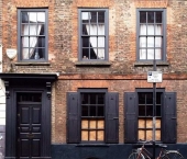 Сдать в аренду Торговые помещения Обводного Канала наб  136 1