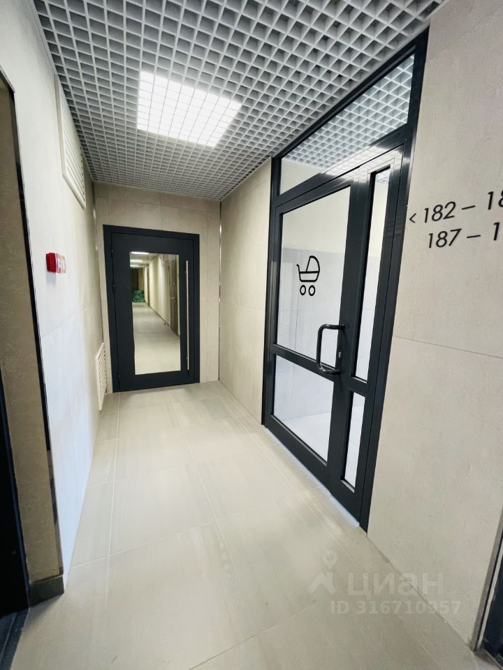 Продажа 1-комн квартиры на вторичном рынке пос. Янино-1, бульвар Цветной, 9к2