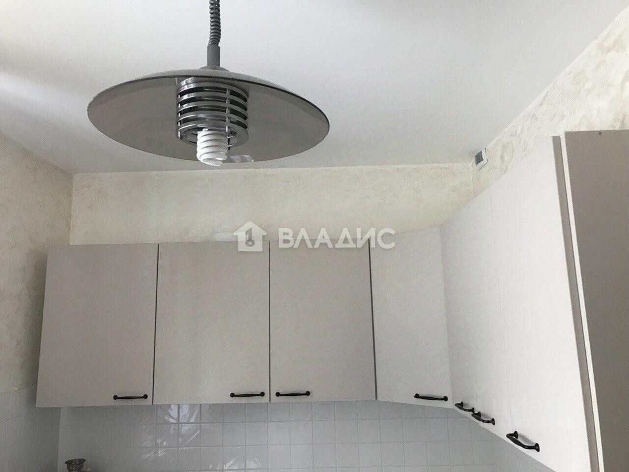 Продажа 2-комн квартиры на вторичном рынке улица Бестужевых, 25А