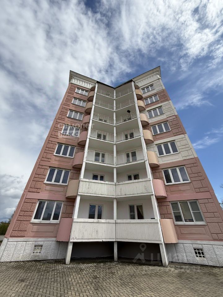 Продажа 2-комн квартиры на вторичном рынке Северное сияние мкр, Руза, улица Вишневая,  д. 9