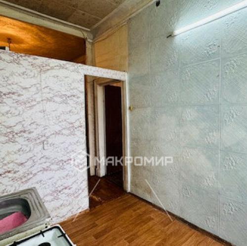 2-комн квартира 13-я линия,  д. 64/39