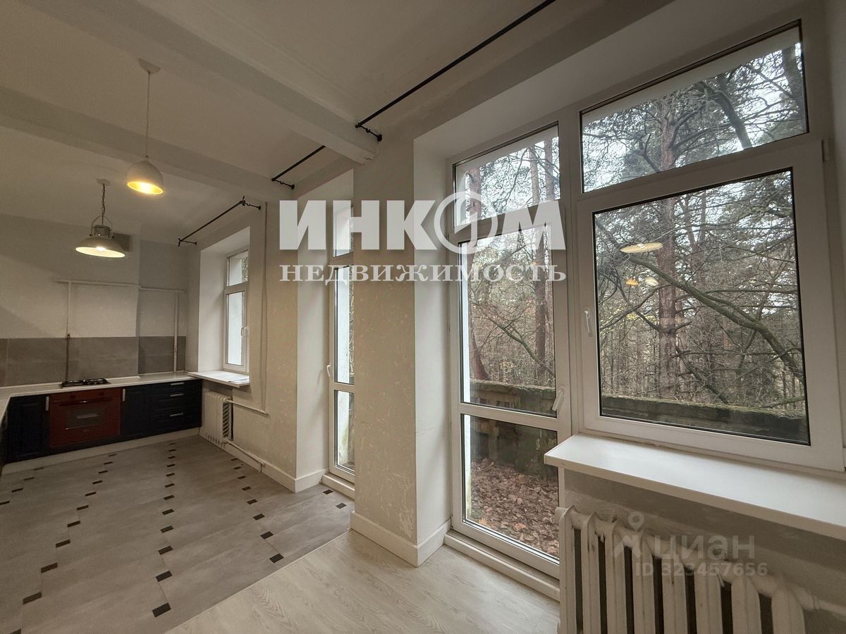 Продажа 4-комн квартиры на вторичном рынке пос. Барвиха, 6
