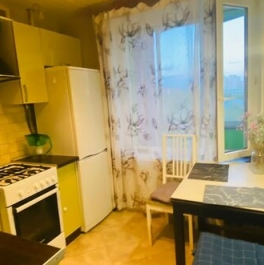 Аренда 2-комн квартиры на вторичном рынке Вокзальный переулок,  д. 9