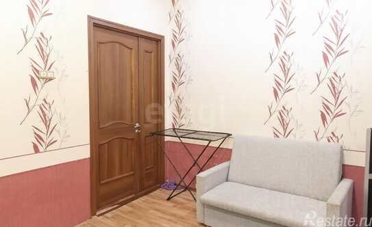 Продажа 4-комн квартиры на вторичном рынке ул Балтийская,  д. 12