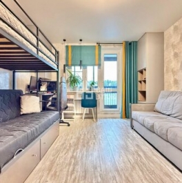 Продажа 3-комн квартиры на вторичном рынке Троицк г, Академическая пл,  д. 4