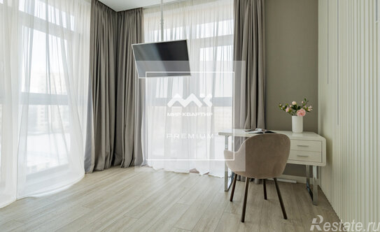 Продажа 4-комн квартиры на вторичном рынке Московский пр-кт,  д. 183-185