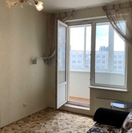 Продажа 1-комн квартиры на вторичном рынке улица Коммуны,  д. 50