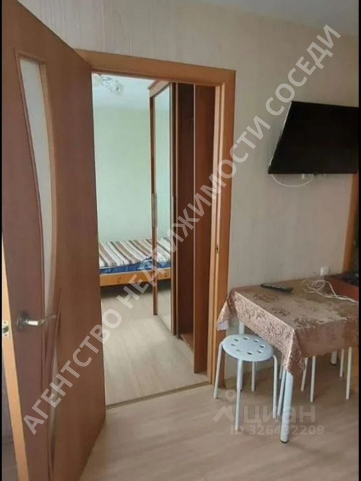 Продажа 2-комн квартиры на вторичном рынке 7-й кв-л, 2-й мкр,  д. 5Б