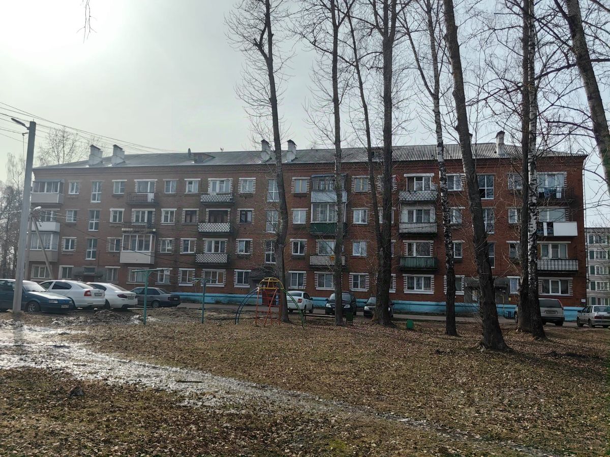 Продажа 2-комн квартиры на вторичном рынке пос. Горшково, 23