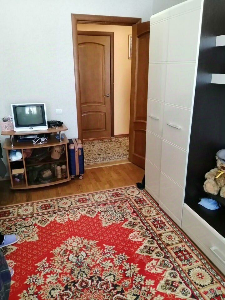 Продажа 4-комн квартиры на вторичном рынке д. Торошковичи, улица Новая, 3