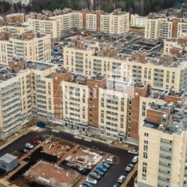 Продажа 3-комн квартиры на вторичном рынке Школьная улица,  д. 80