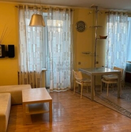 Продажа 2-комн квартиры на вторичном рынке Мосфильмовская улица,  д. 17/25