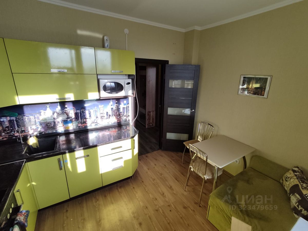 Аренда 1-комн квартиры на вторичном рынке Кудрово г., улица Областная, 1с1