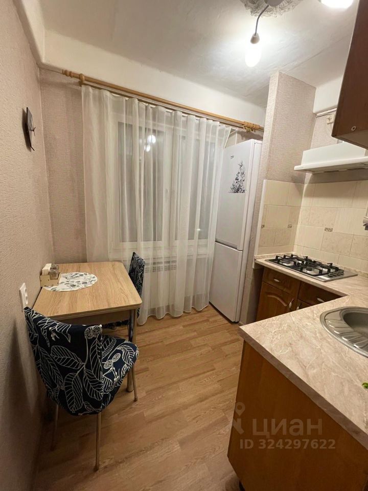 Аренда 1-комн квартиры на вторичном рынке проспект Космонавтов, 52К5