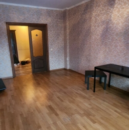 Продажа 3-комн квартиры на вторичном рынке Коломяжский пр-кт