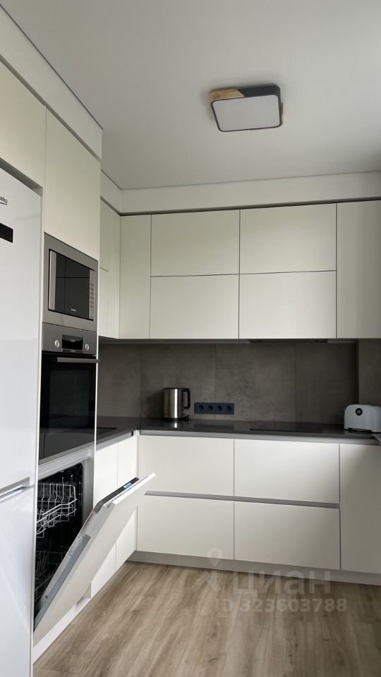 Продажа 2-комн квартиры на вторичном рынке улица Фрунзе, 10