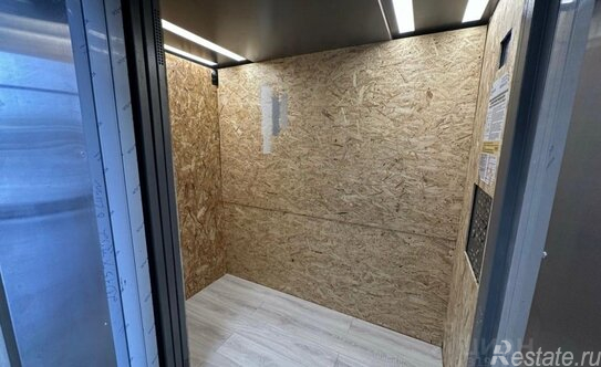 Продажа 2-комн квартиры на вторичном рынке Николая Озерова ул,  д. 2 к1