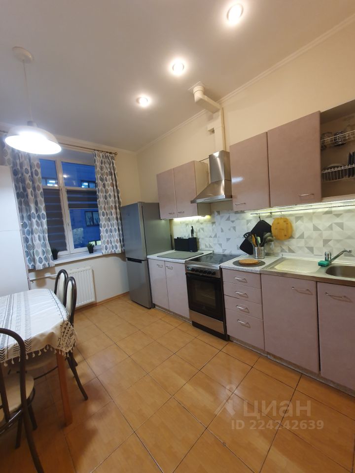 Аренда 1-комн квартиры на вторичном рынке 2-я Ямская улица, 11