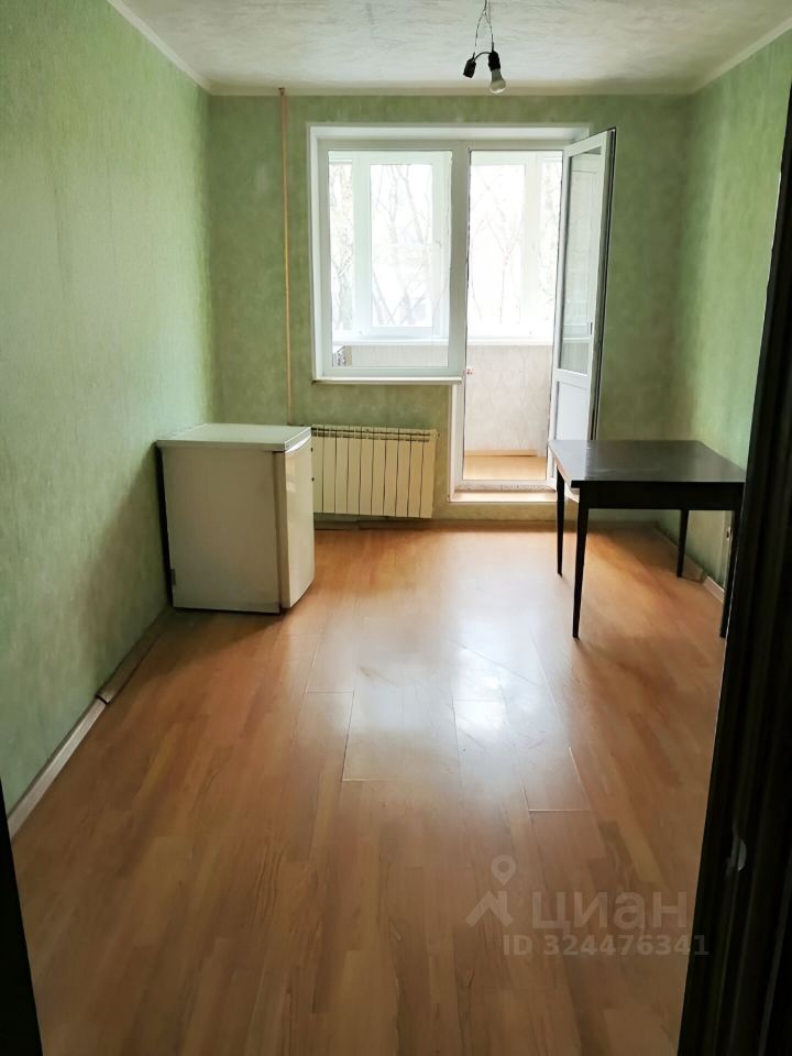 Продажа 4-комн квартиры на вторичном рынке Краснодонская улица, 24