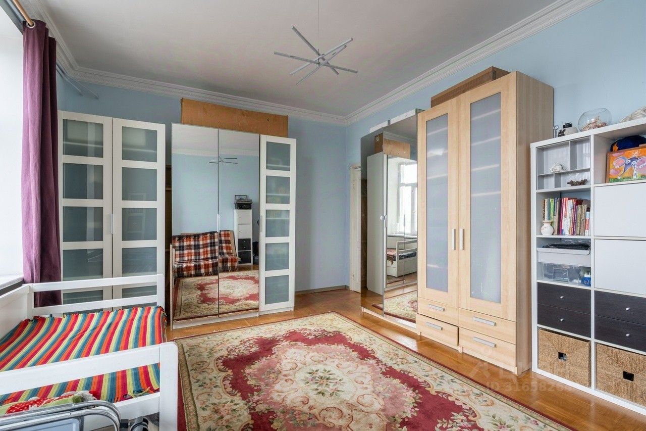 Продажа 4-комн квартиры на вторичном рынке переулок Брюсов, 8-10С1