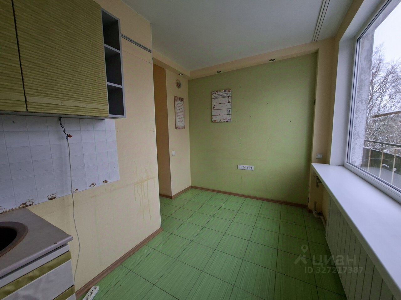 Продажа 2-комн квартиры на вторичном рынке пос. Романовка, 5