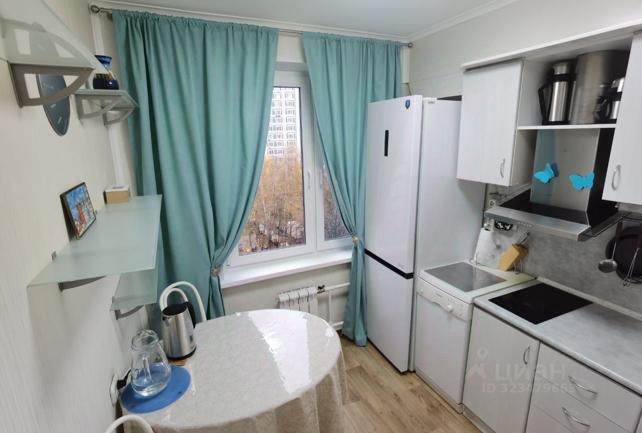 Аренда 3-комн квартиры на вторичном рынке улица Мусы Джалиля, 31К2