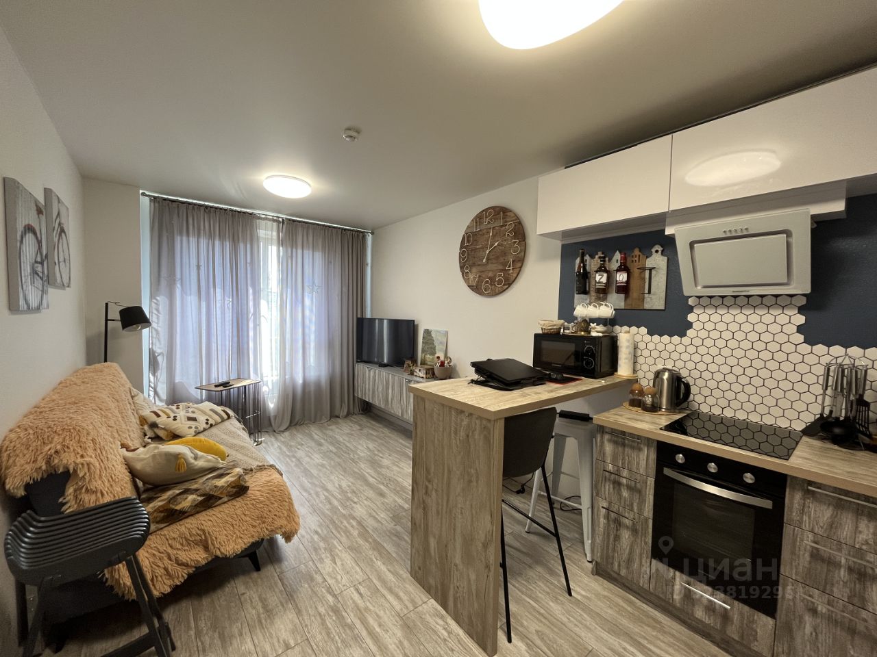 Продажа 1-комн квартиры на вторичном рынке улица Поляны, 5Ак5