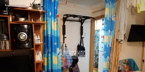 2-комн квартира Волхов г., Вали Голубевой ул. ,  д. 7