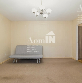 Продажа 2-комн квартиры на вторичном рынке Есенина ул,  д. 28,  к. 1