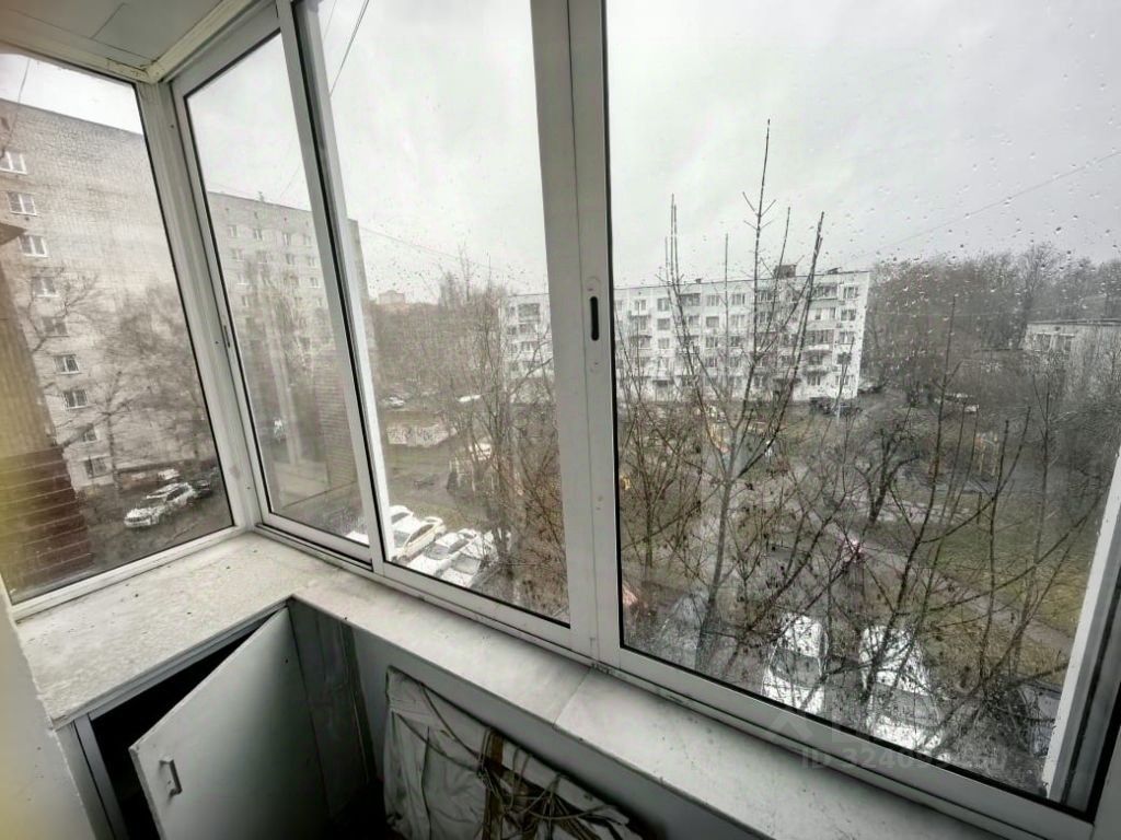 Продажа 2-комн квартиры на вторичном рынке Чехов, Вокзальная площадь, 4