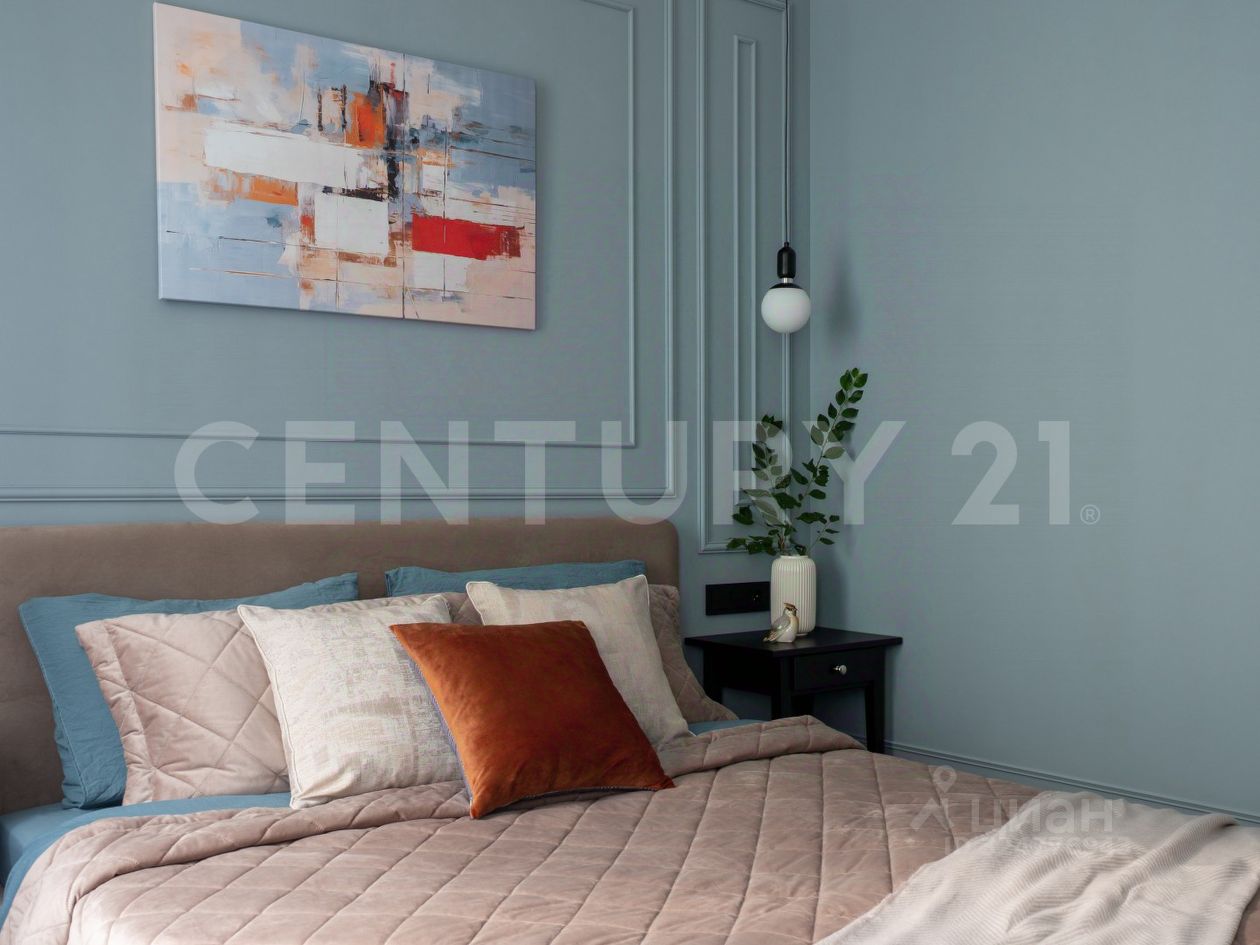 Продажа 2-комн квартиры на вторичном рынке набережная Реки Фонтанки, 75