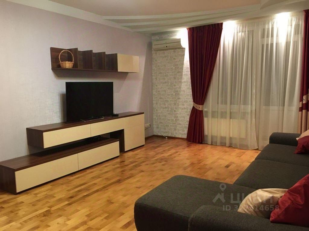 Продажа 2-комн квартиры на вторичном рынке улица Кораблестроителей, 30