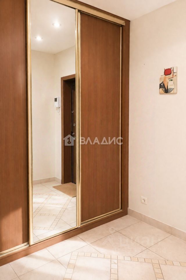 Продажа 1-комн квартиры на вторичном рынке улица Трофимова, 10