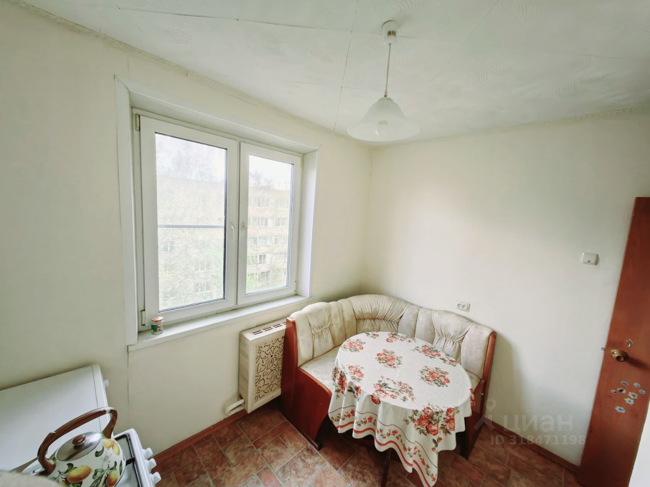 Продажа 2-комн квартиры на вторичном рынке Рекинцо мкр, 22