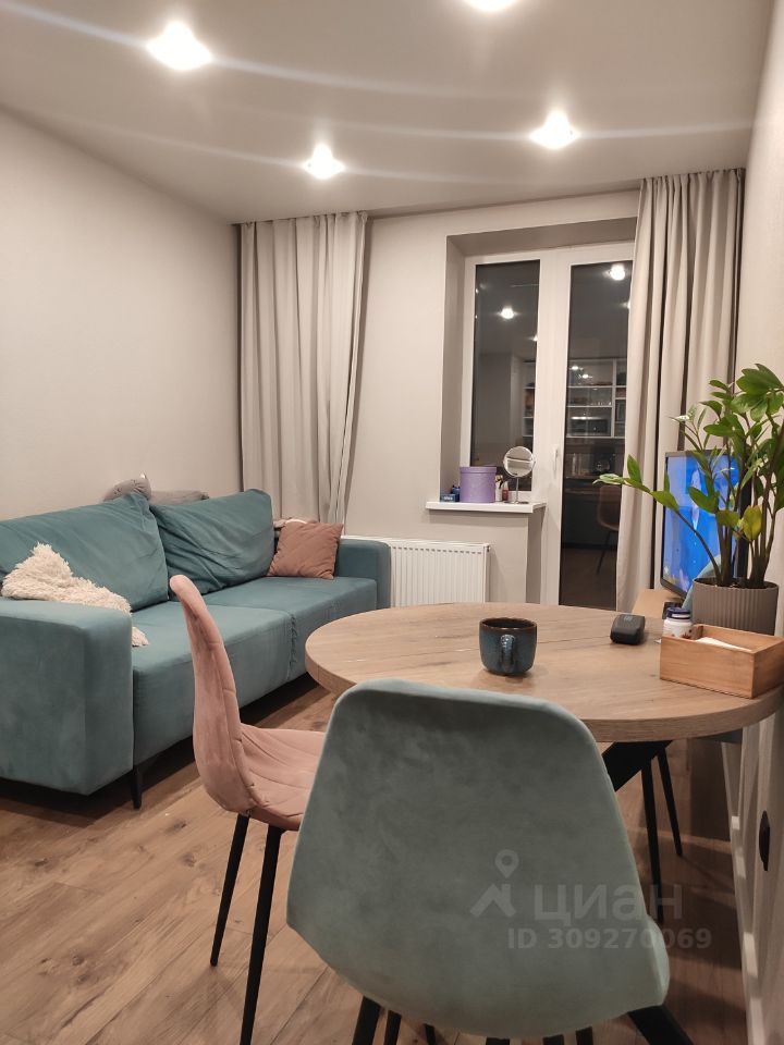 Аренда 3-комн квартиры на вторичном рынке проспект Уездный, 11