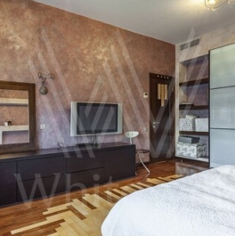 Продажа 3-комн квартиры на вторичном рынке Зачатьевский 1-й пер,  д. 6 с1