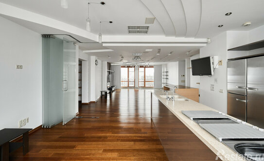 Продажа 4-комн квартиры на вторичном рынке Страстной бульвар,  д. 10 к1