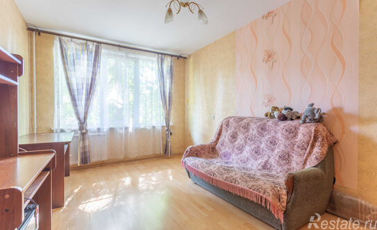 Продажа 3-комн квартиры на вторичном рынке Петра Смородина ул,  д. 18