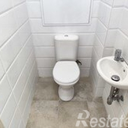 Продажа 2-комн квартиры на вторичном рынке Профсоюзная ул,  д. 96 к1