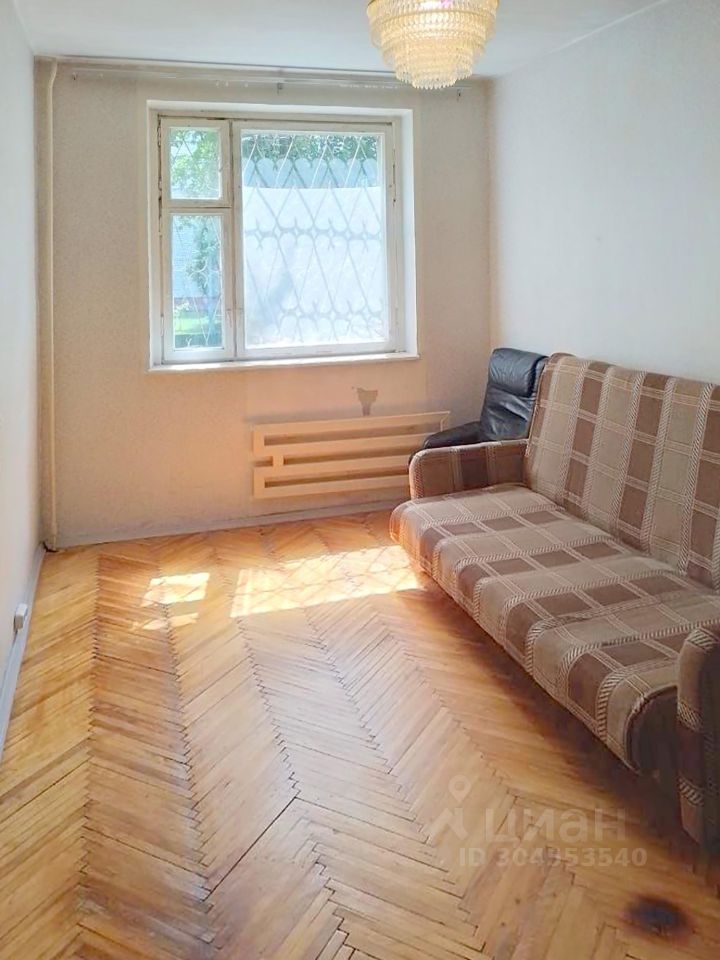 Продажа 2-комн квартиры на вторичном рынке Королев, проспект Космонавтов, 8В