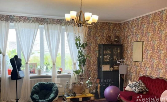 Продажа 3-комн квартиры на вторичном рынке Лаврский переулок