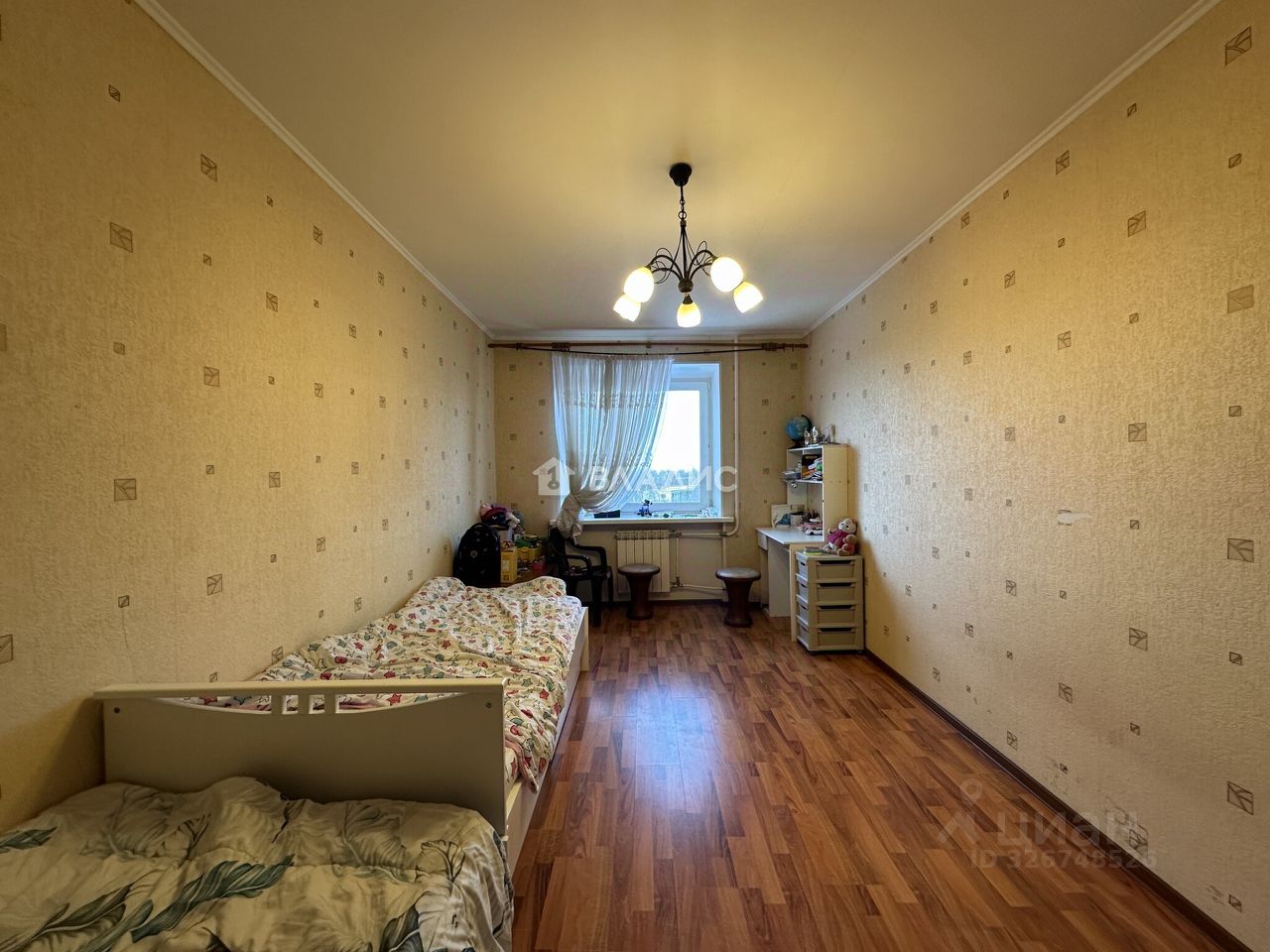 Продажа 3-комн квартиры на вторичном рынке проспект Непокоренных, 74