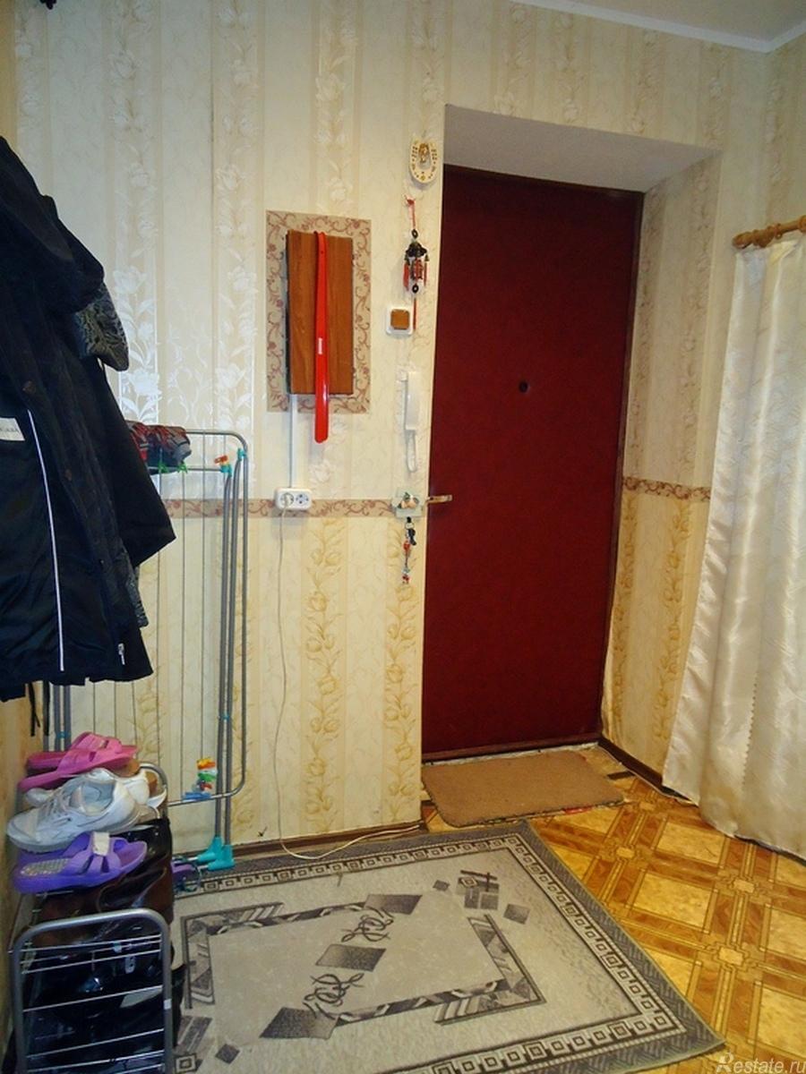 Продажа 2-комн квартиры на вторичном рынке Сланцы г, Дзержинского ул ,  д. 23